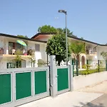 Villaggio Delfino Daire *