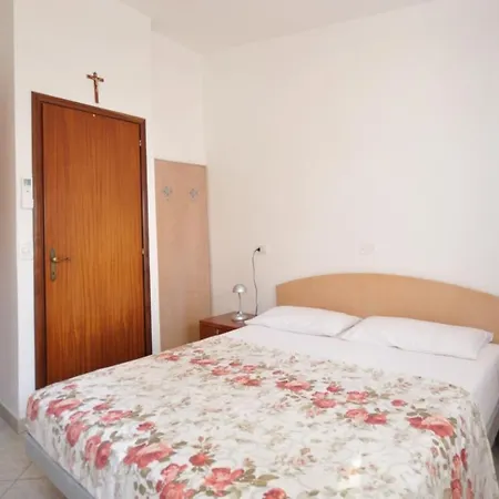 Villaggio Delfino Апартаменты Бибионе
